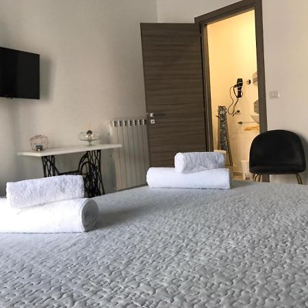 B&B Le Stanze Al Centro Agrigento Eksteriør bilde